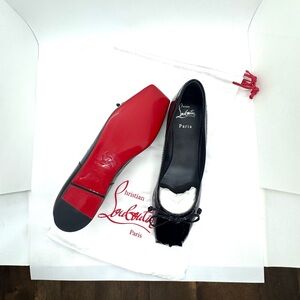 Brand New!! Christian Louboutin Black Patent Ballet Flats with Red Sole and Bow